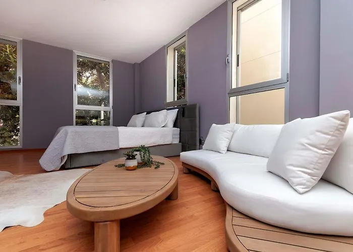 Modern Loft 2 In The Heart Of Lejlighed